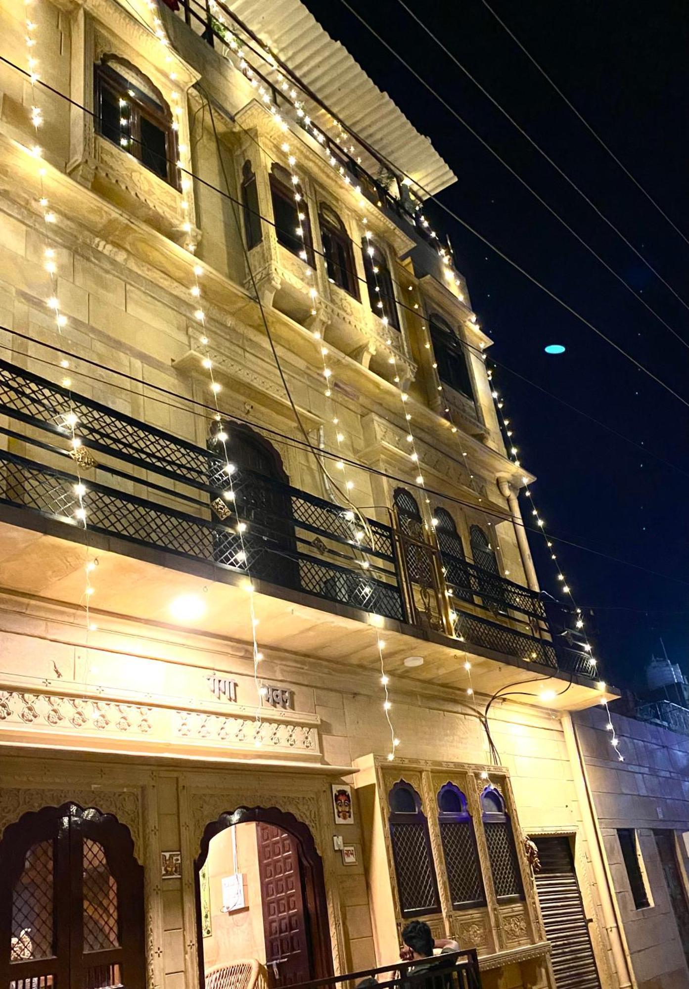 Hotel Hashim 斋沙默尔 外观 照片