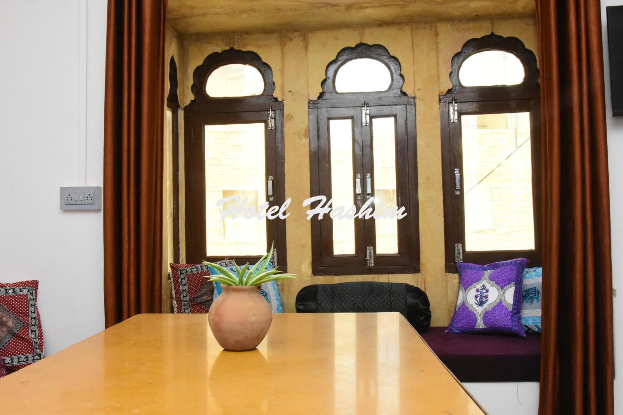 Hotel Hashim 斋沙默尔 外观 照片