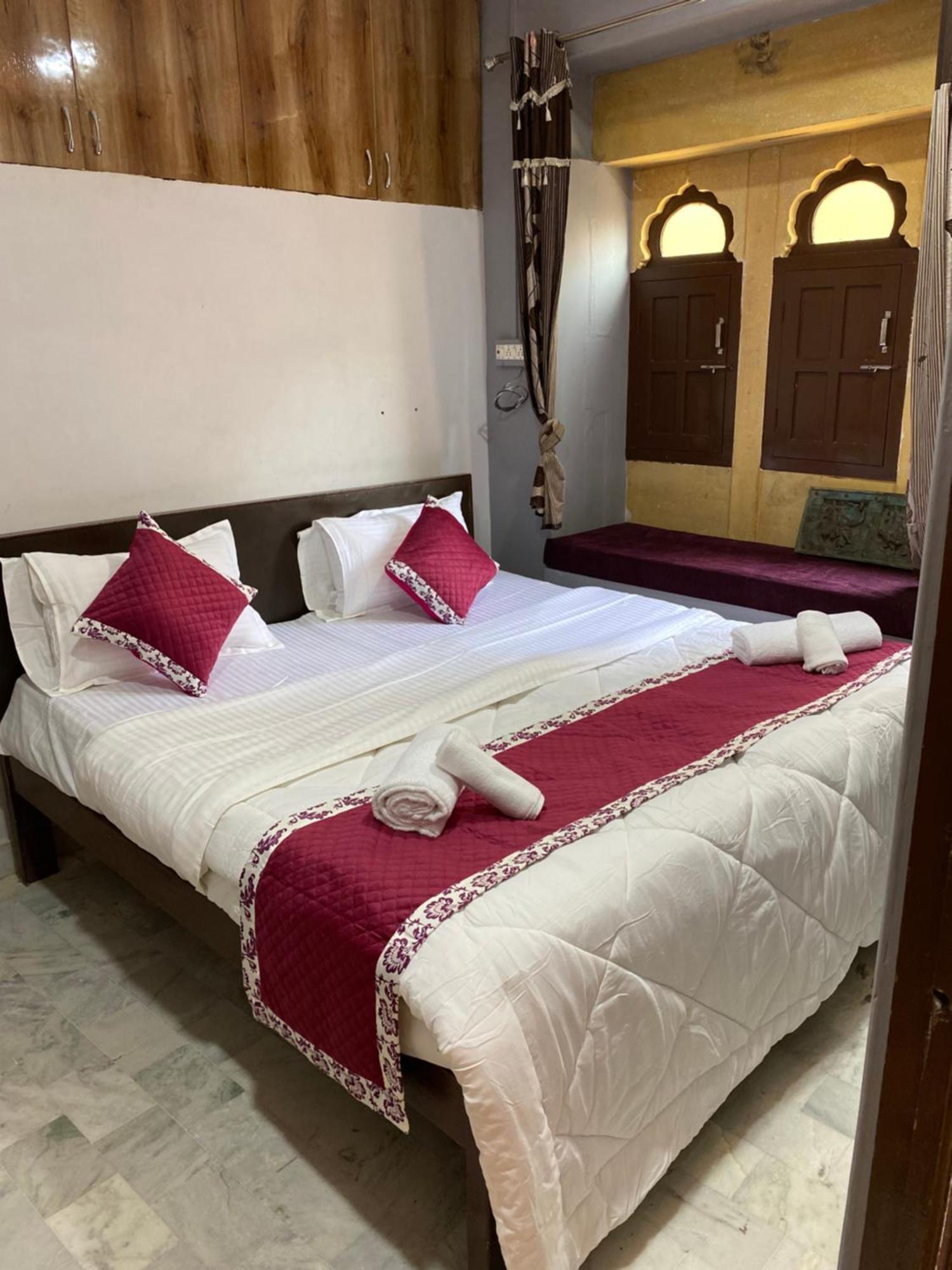 Hotel Hashim 斋沙默尔 外观 照片